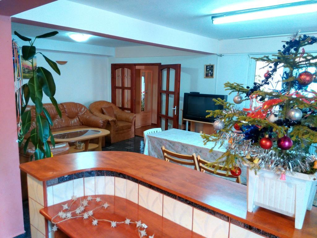 Vila Marcela Buşteni Quarto foto